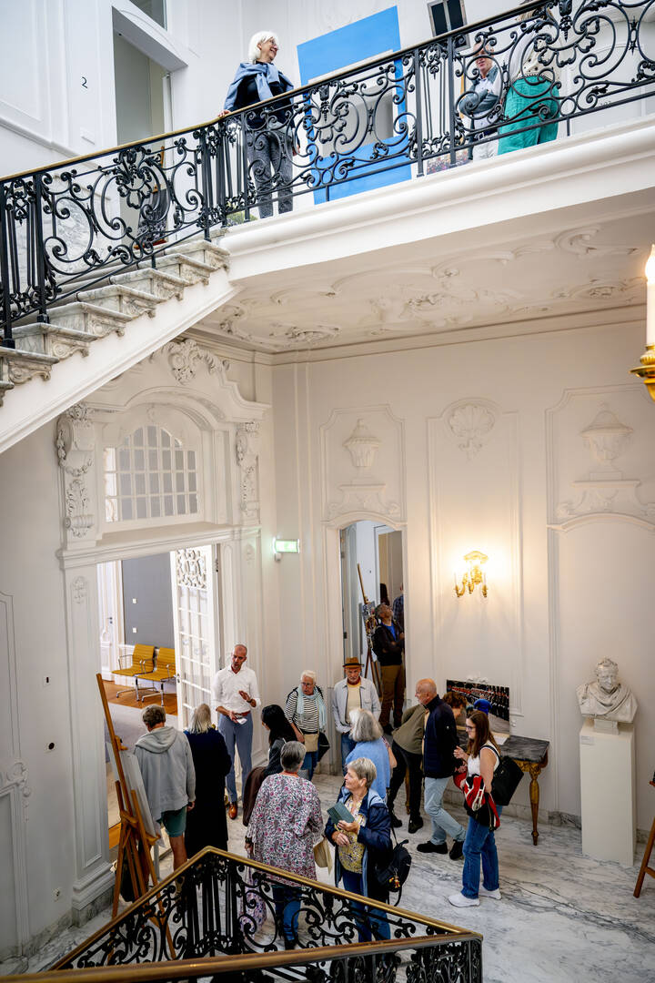 De route voert ook langs Huis Huguetan, het historische deel van de Kamer