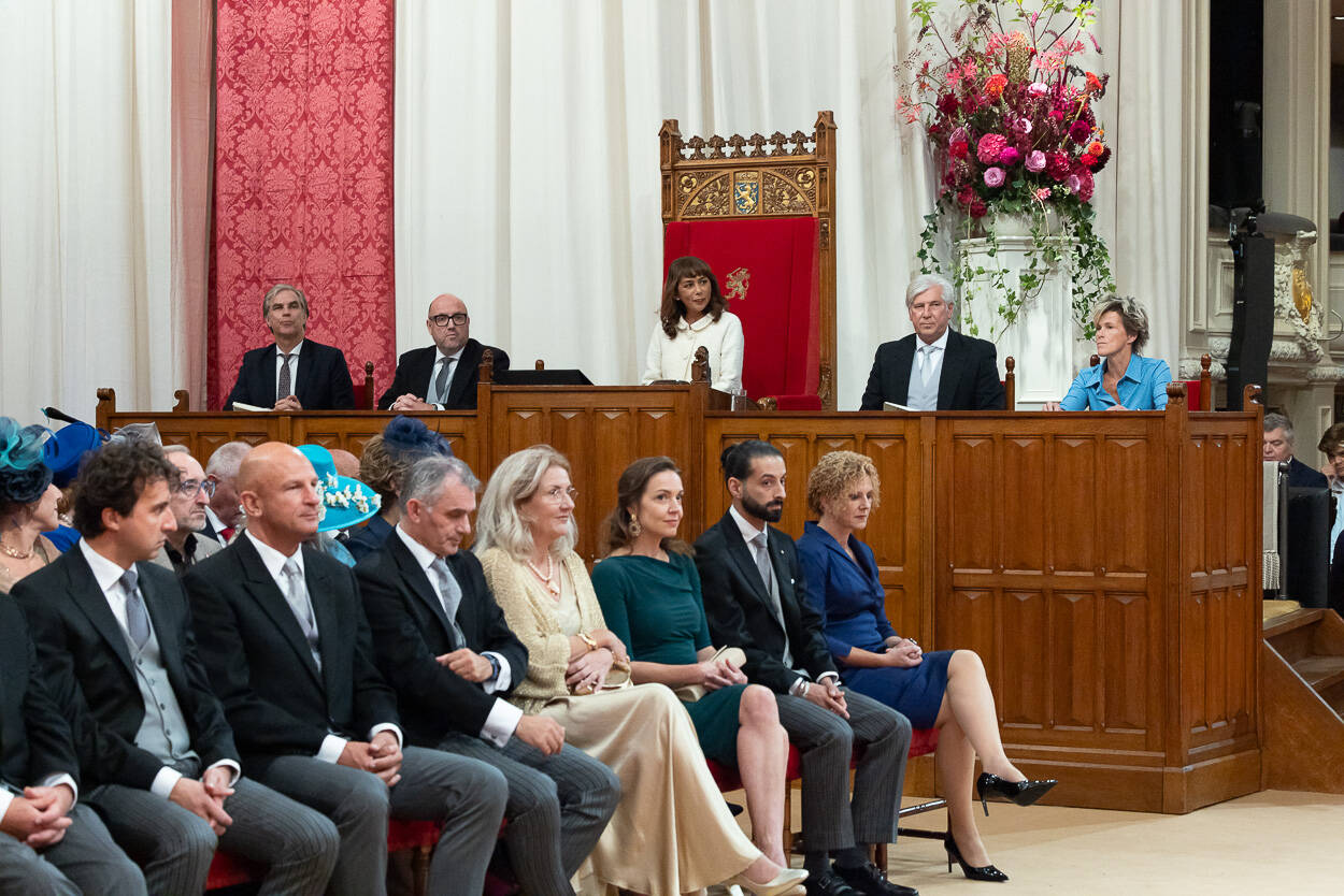 De Voorzitter van de Verenigde Vergadering der Staten-Generaal.